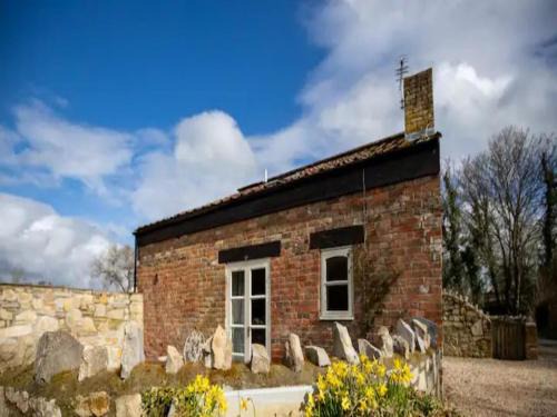 Wedmore Casa | Pass The Keys Wilf's Barn, Wedmore a romantic cottage for two