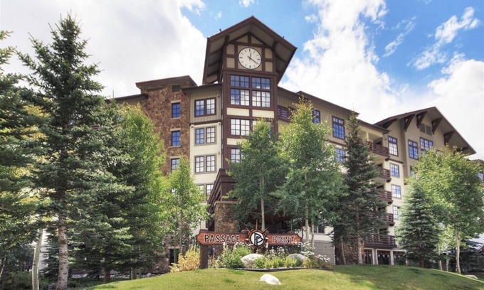 Copper Mountain Village Condominio | Passage Point 311 1 Bedroom Condo by RedAwning