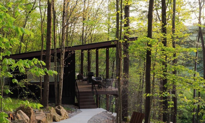 Laurelville Cabina | Passion @ The Patch, Lux Couples Getaway w/ View, massage chairs, movie theater