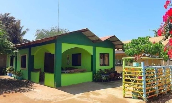 Patar Casa | Patar White Beach - Lindas Transient House