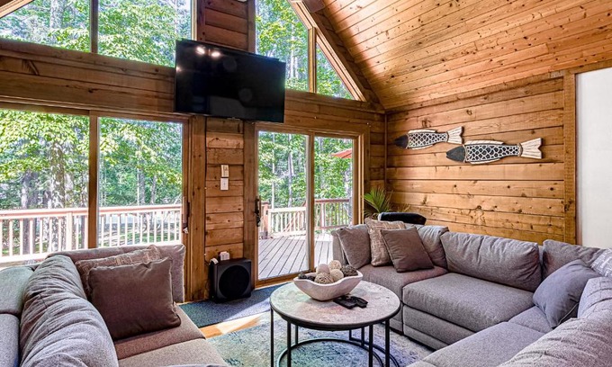 Bumpass Casa | Patel's Cozy Cabin