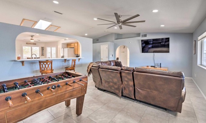 Lake Havasu City Casa | Patio and Fire Pit Central Home in Lake Havasu City