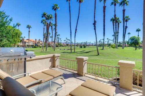 Palm Desert Apartamento | Patio and Resort Amenities Palm Desert Escape