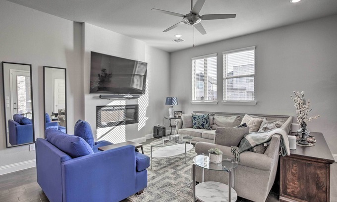 Frisco Casa | Patio & Game Room: Modern Home in Frisco