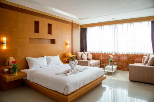 Patong Hotel | Patong eyes