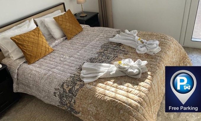 Paralia Apartamento | Patras Golden Suite