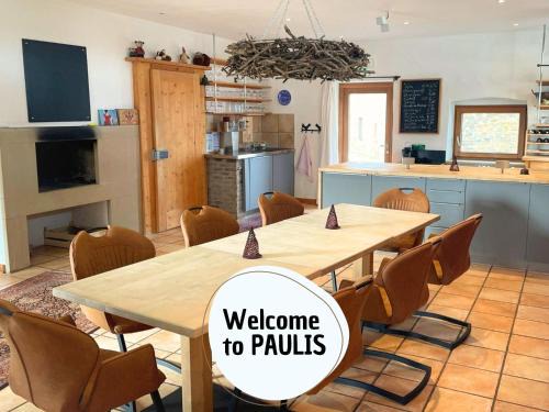 Medendorf Casa | PAULIS cozy 4-bedroom vacation home - with 4 bathrooms sun terrace & sauna, nice to hike & bike, to chil & meet
