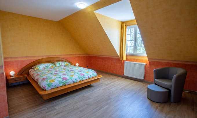 Saint-Nicolas-de-Bourgueil Casa | Pavillon du Château le Moulin Neuf