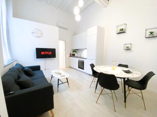 Pavia Apartamento | Pavia - Esclusivo appartamento in pieno centro