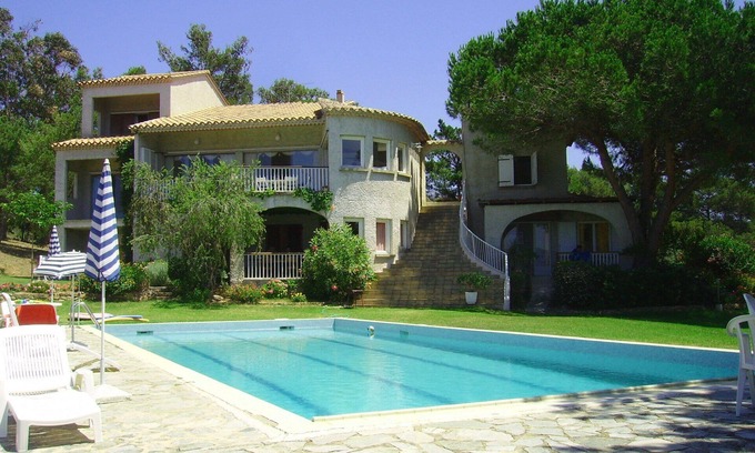 Porticcio Cabina | PABELLÓN - 6 PERSONAS - 110m² con terraza y vista al Golfo de Ajaccio