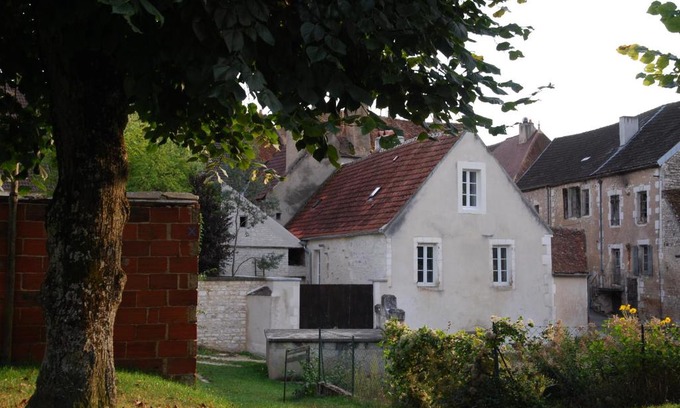Irancy Casa | Pavillon Saint-Vincent