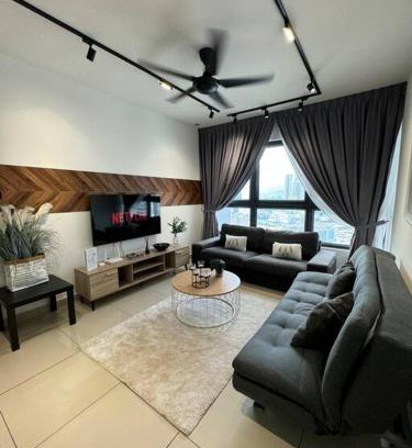 Taman Pertama Apartamento | PavKlccTrxVelo ,MrtLrt ,13PAX ,4R2B ,Free KLCCPavTRXVelocity X MrtLrt X 13PAX X 4R2B X Free 4CPark