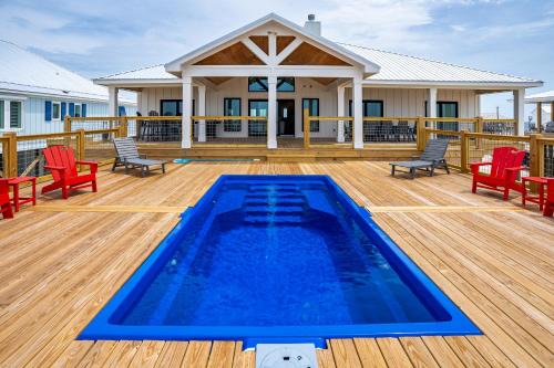 Dauphin Island Casa | Pawprints in the Sand