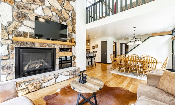 North Park City Condominio | Pay Day Condominiums