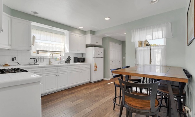 Monrovia Casa | Peace and Tranquility Monrovia Home
