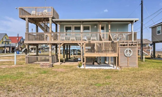 Surfside Beach Casa | Peace at the Beach--access to beach via walkway and blocks to drive on entrance