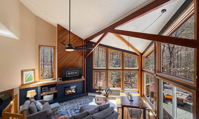 North Conway Casa | Peace In The Pines | Private North Conway Retreat