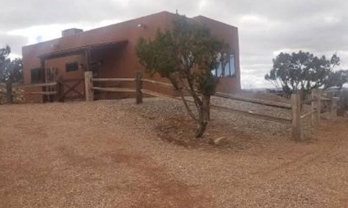Mountainair Cabaña | Peace of Heaven Casita on 200 acres