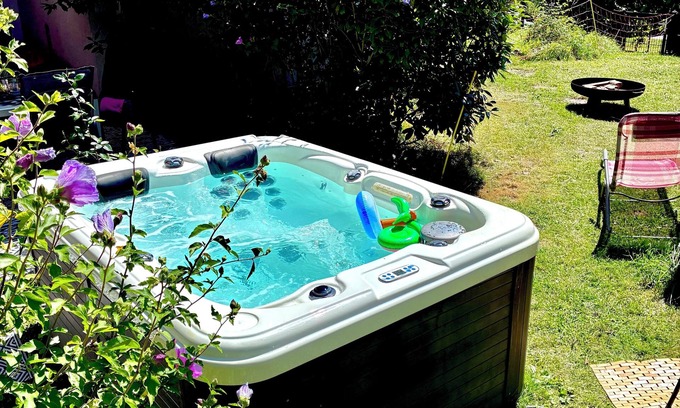 Michelsberg Apartamento | Peace & relaxation in the countryside! Mediterranean country house apartment with jacuzzi