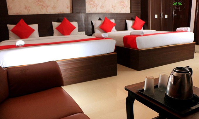 Kalapettai Hotel | Peace Residency