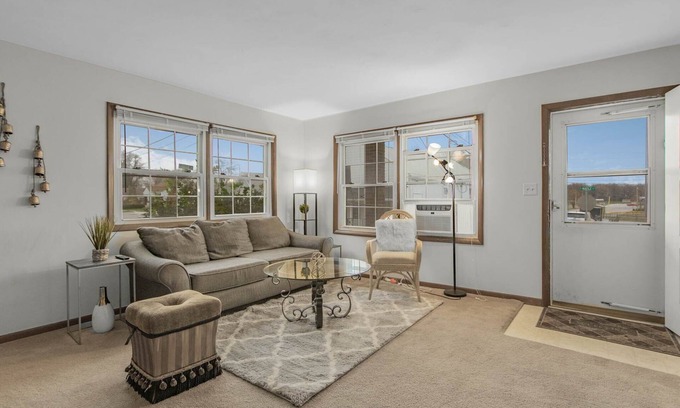 Pittsboro Apartamento | Peaceful 2-Bedroom Apartment - Close To It All!