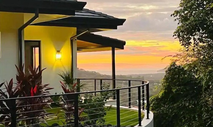 Villarreal Casa | Peaceful 2BD Breathtaking Ocean & Jungle Views