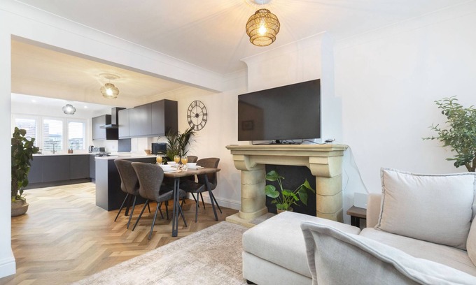 Montpellier Casa | Peaceful 3-Bed Home in Tivoli