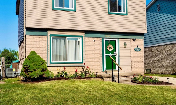 Madison Heights Casa | Peaceful 3-Bedroom Getaway in Madison Heights – Ideal for Families & Groups