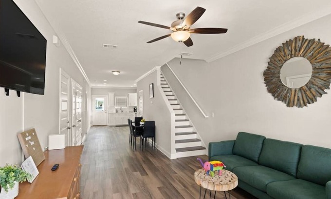 Dock Junction Casa | Peaceful 3 Bedroom townhome with garage