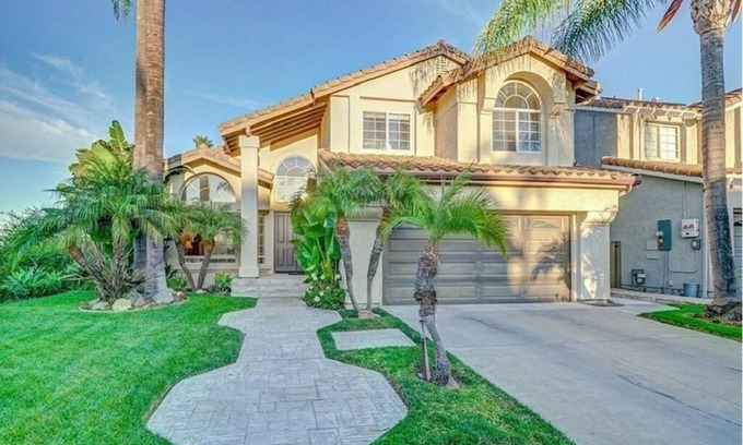 Aliso Viejo Casa | Peaceful 3 bedroom house with a hot tub