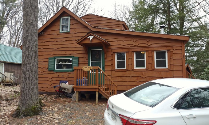 Caroga Lake Casa | Peaceful Adirondack getaway at camp sassy