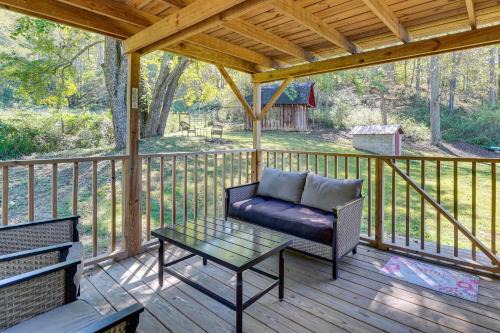 Siler Casa | Peaceful and Private! Pet-Friendly Williamsburg Home