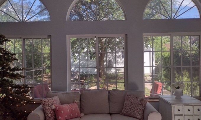 Cheyenne Casa | Peaceful and Romantic Retreat or Family Gatherings. Walk to Shops & Breweries.