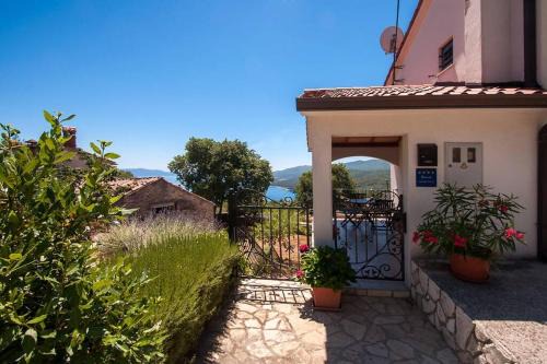 Rabac Apartamento | Peaceful apartment with beautiful sea view