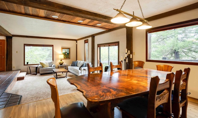 Murphy Casa | Peaceful Applegate River Valley Sanctuary!