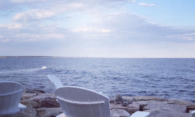 Narragansett Casa | Peaceful Beach Cottage - 10 minutos a pie de la playa de Scarborough, Narragansett