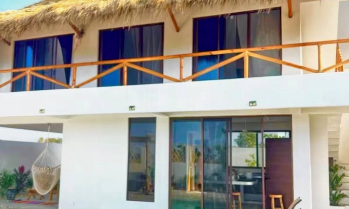 Santa María Tonameca Casa | Peaceful Beach House in Oaxaca-Surrounded by Nature, Pool, Family & Pet Friendly