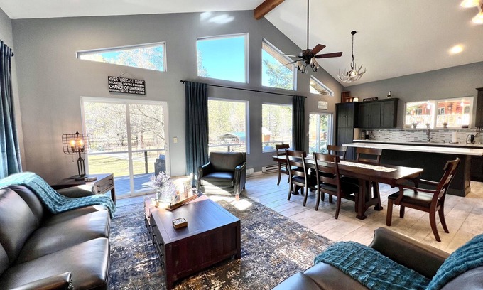 Douglas City Casa | Peaceful & Beautiful Vacation Home- steps away from the river!
