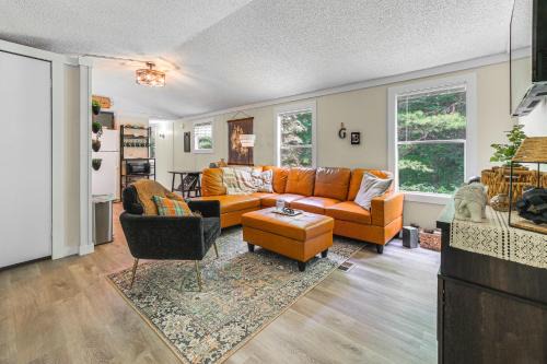 Chester Casa | Peaceful Brookside Getaway about 10 Mi to Okemo Slopes!