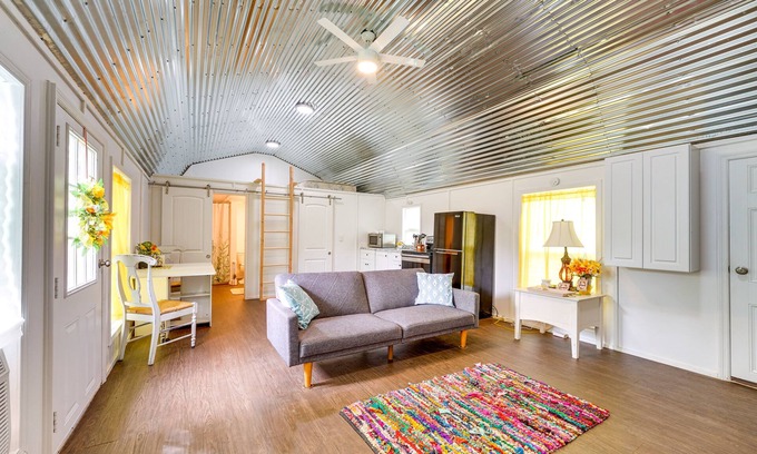 Gordonville Cabina | Peaceful Cabin Near Lake Texoma w/ Fire Pit!