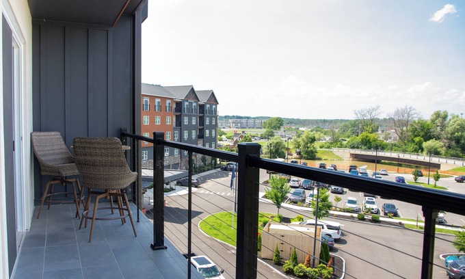 Canandaigua Condominio | Peaceful Canandaigua Lake Condo with Lagoon View