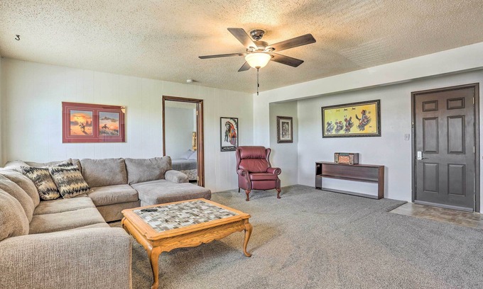 Chadron Apartamento | Peaceful Chadron Apartment in Historic Hotel!