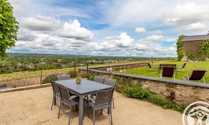Rochefort-sur-Loire Cabaña | Casa tranquila en viñedos con jardín y aparcamiento privado