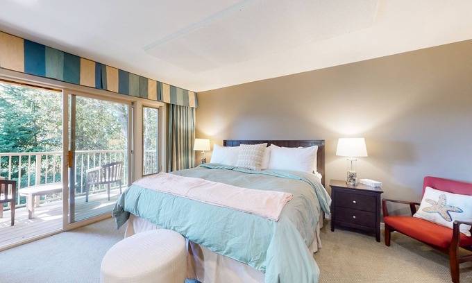 Rosario Condominio | Peaceful condo with balcony, ocean/mountain view, near Moran State Park
