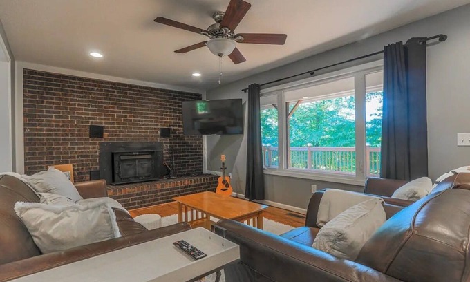 Andrews Cabaña | Peaceful Cottage in the North Carolina mountains