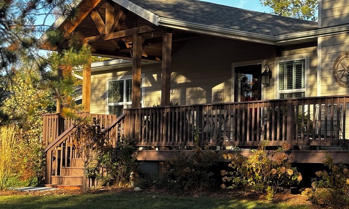 Rome Casa | Peaceful Cottage on the Pines Golf Course, so close to Sand Valley Golf Resort!