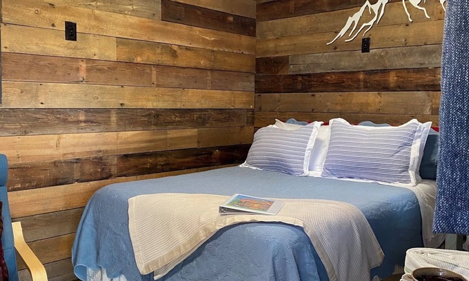 Coeur d'Alene Cabina | Peaceful cozy cabin in Coeur d'Alene
