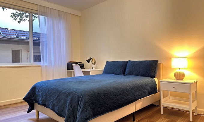 Camberwell Apartamento | Peaceful family-friendly 2-bedroom apartment in Camberwell.