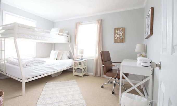 Bristol Casa | Peaceful Family Retreat Near Bristol