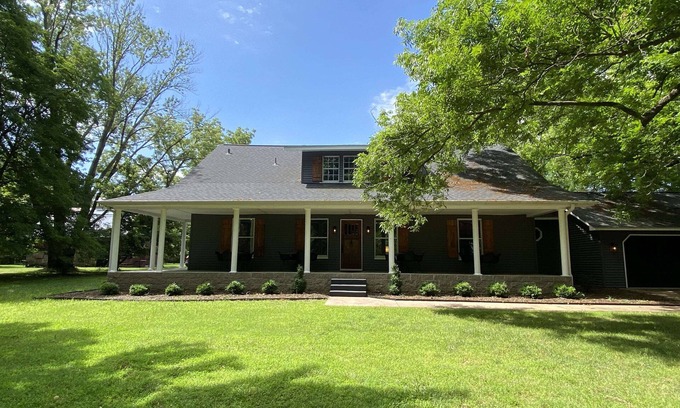 Little Flock Casa | Peaceful Farmhouse+2 King Beds+Game Room